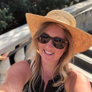 Meet your Posher, Kkrystal